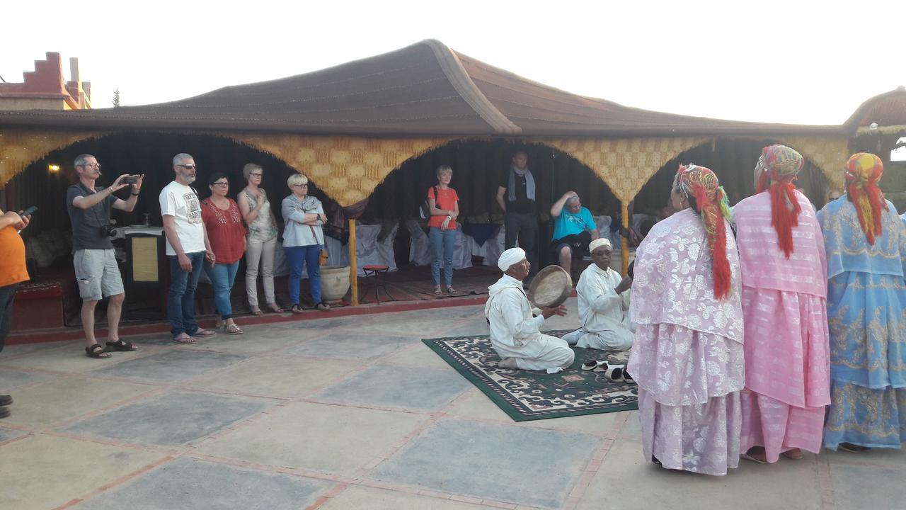Dar Alfourssane Ferme D'Hote Ouarzazate Buitenkant foto