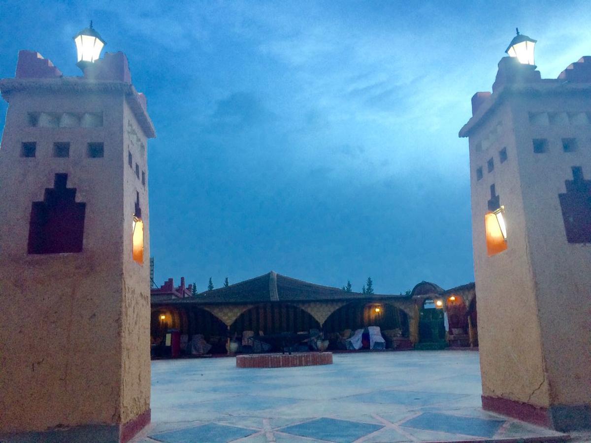 Dar Alfourssane Ferme D'Hote Ouarzazate Buitenkant foto